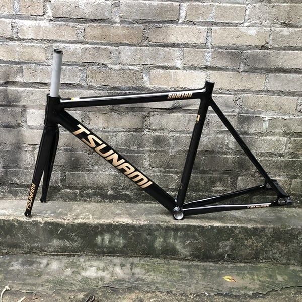 Khung xe fixed gear Tsunami SNM100