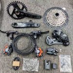 bo-chuyen-dong-group-Shimano-Deore-XT-8250-Di2