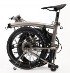 xe-dap-gap-Ruhm-C7-Plus-Xam-Titan-nhat