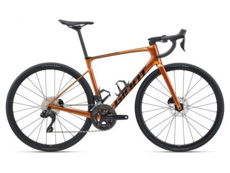 xe-dap-duong-truong-giant-Defy-Adv-1-2025