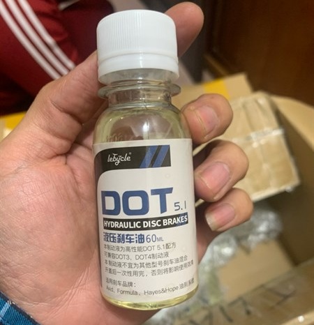 dau-phanh-Dot-5.1-60ml-Sram-Avid
