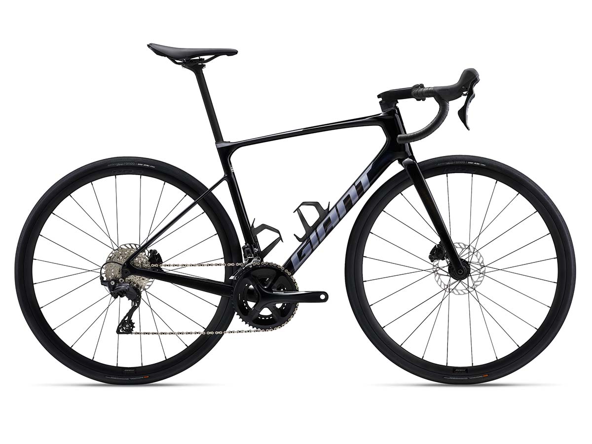 giant-defy-adv-2-2025-xedap24h-den-ghi