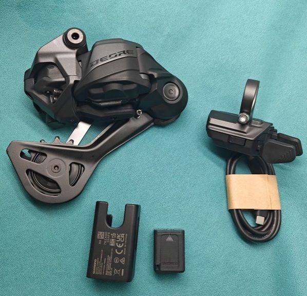 gat-lip-kit-dien-shimano-Deore-M6250-Di2
