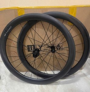 vanh-carbon-700C-phanh-V-coi-HG