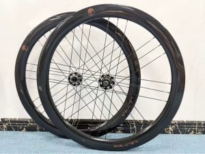 vanh-road-carbon-Bora-Ratchet-center-lock-50mm